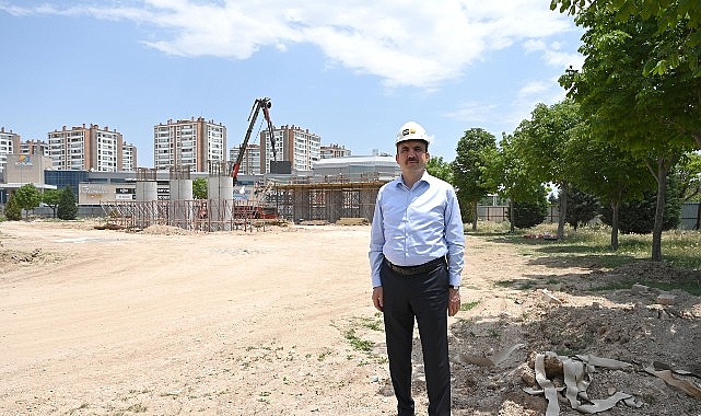  Başkan Altay: “Yurtlar Bölgesi’nde Tramvay Hattımızı Yukarı Alacağımız Köprü Çalışmamız Kesintisiz Bir Şekilde Devam Ediyor”